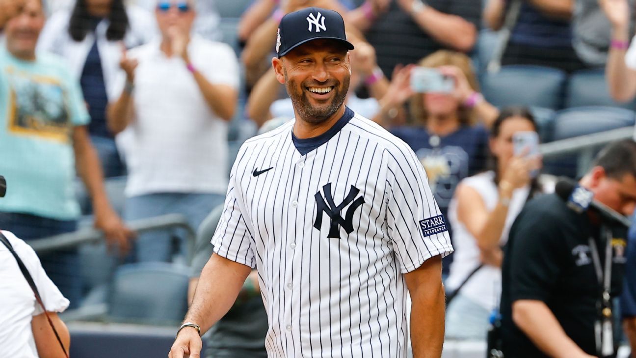 Derek Jeter regresa mientras los Yankees honran al equipo del 98 en el Día de los Veteranos