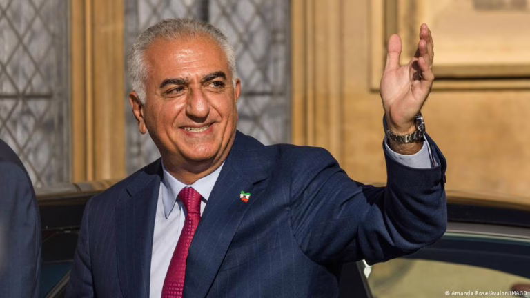 Exiled crown prince Pahlavi cheers Iran protests from US – DW – 01/11/2026