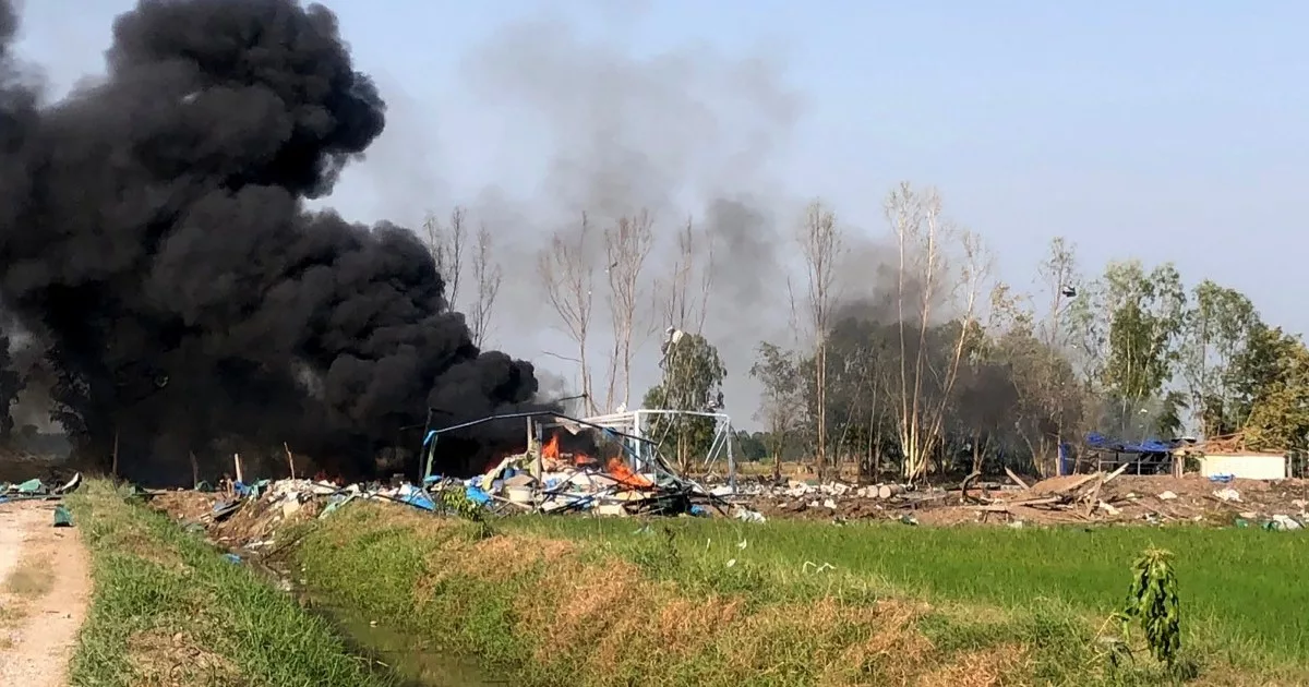 Al menos 17 personas muertas en una explosión en una fábrica de fuegos artificiales en Tailandia | Noticias