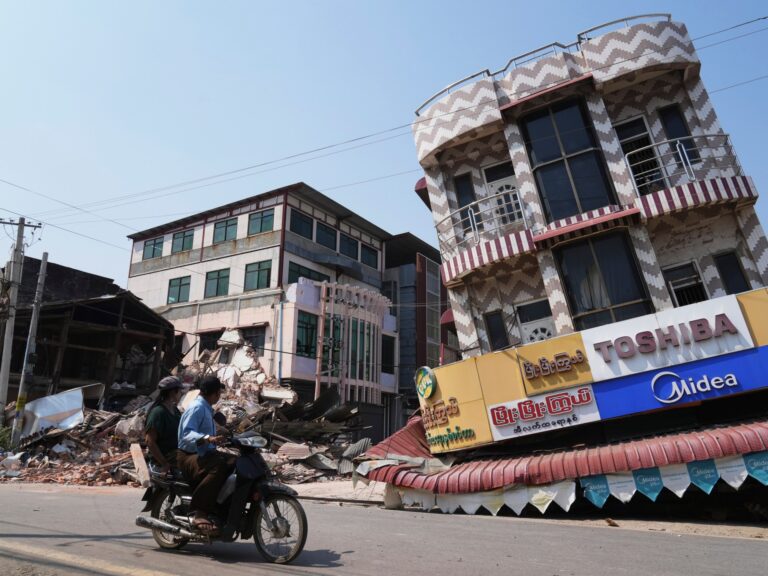 El olor a muerte 'llena el aire' cerca del epicentro del terremoto de Myanmar | Noticias de terremotos