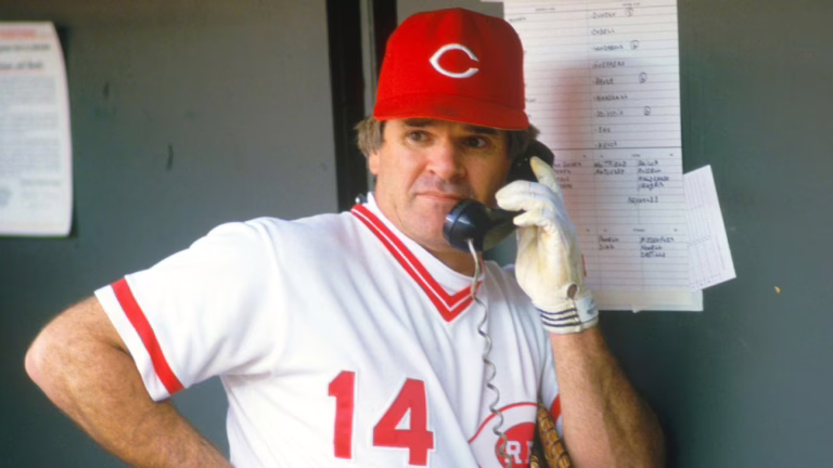 El presidente Trump dice que perdonará la leyenda del béisbol Pete Rose