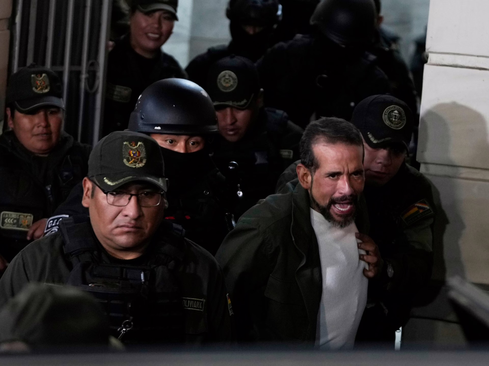 El tribunal transfiere al político boliviano Luis Fernando Camacho para albergar la prisión | Noticias del tribunal