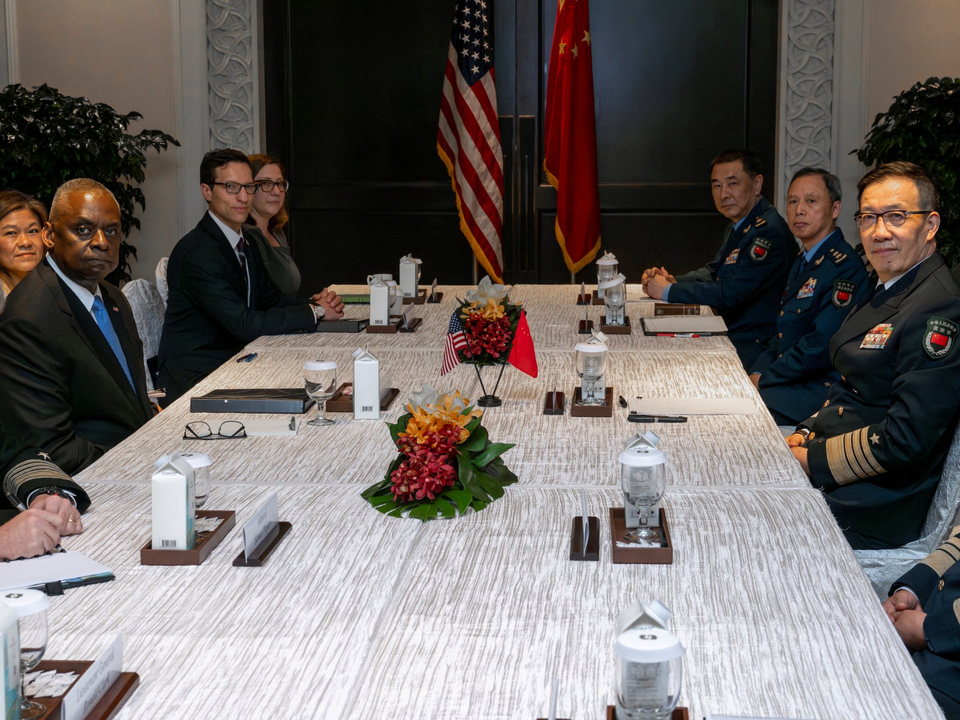 Estados Unidos y China reanudarán las conversaciones entre militares en los 'próximos meses': Austin | Noticias del Mar de China Meridional