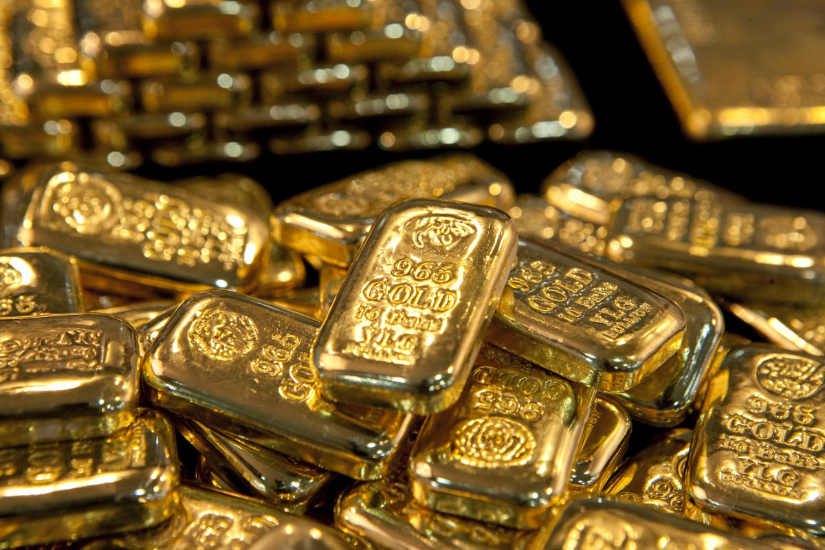 Gold va a $ 2,900 a un nuevo récord en medio de las amenazas arancelas