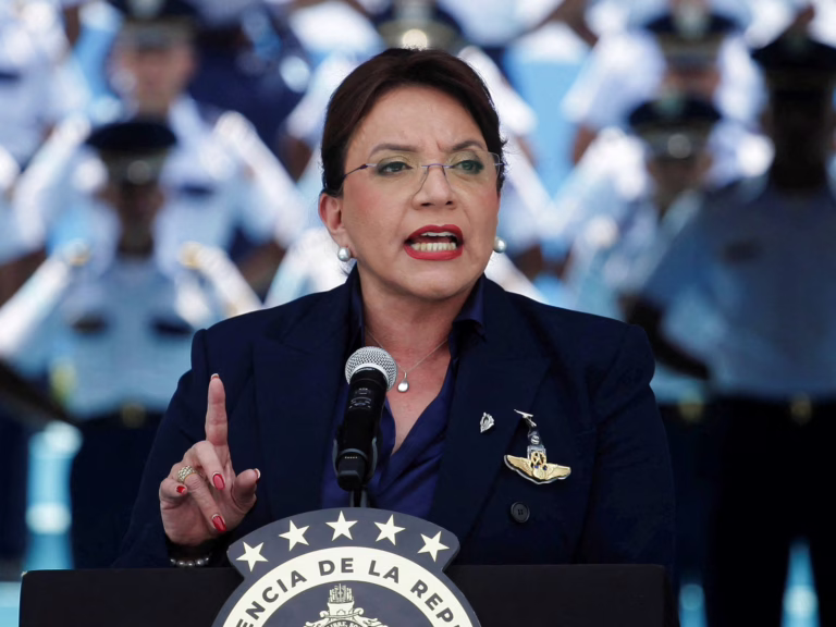 Honduras llega a un acuerdo para extender el tratado de extradición con los Estados Unidos | Noticias de Donald Trump