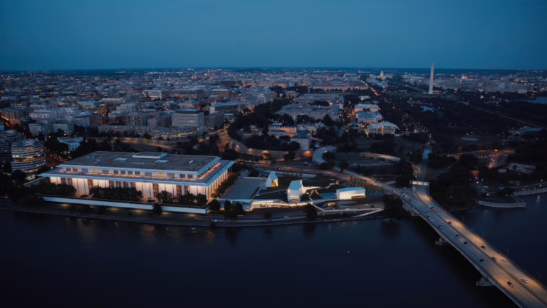 Kennedy Center establece un equipo de impacto social: NPR