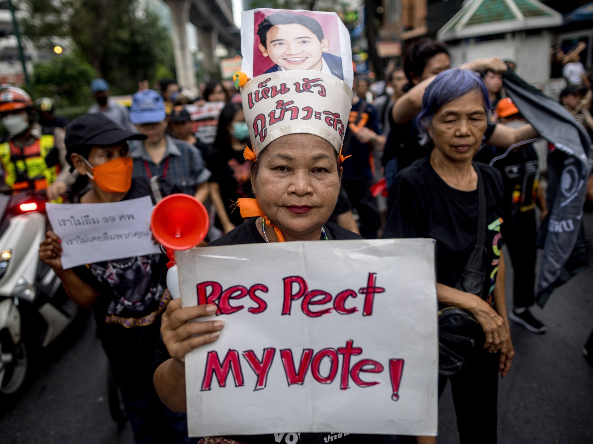 La compleja elección del Senado en Tailandia pende de un hilo mientras se avecina un fallo judicial | Política Noticias