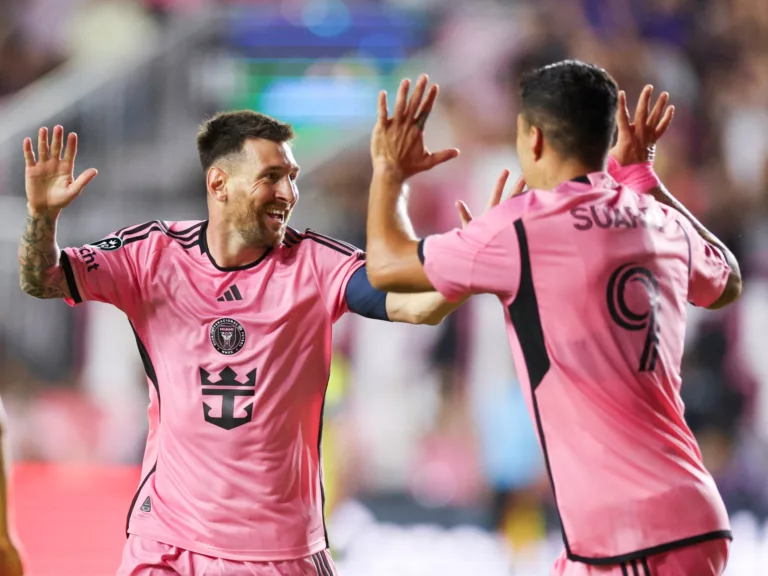 Lionel Messi sufre una lesión en la pierna cuando el Inter Miami avanza a los cuartos de final de la Copa CONCACAF | Noticias de futbol
