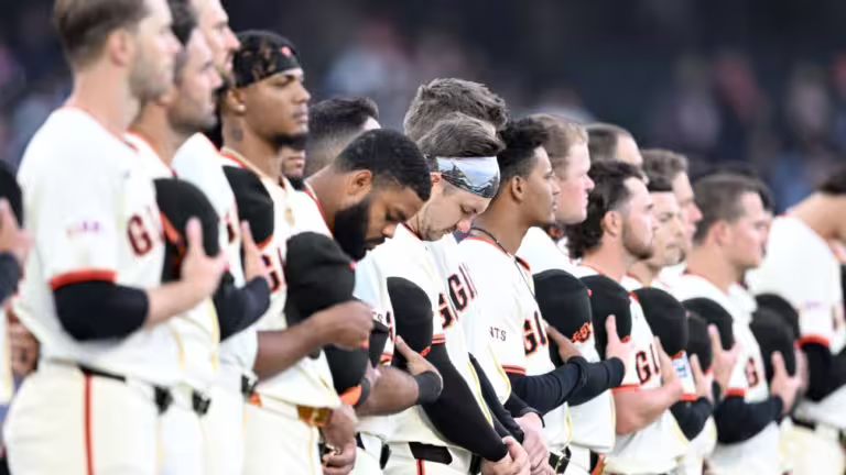 Los gigantes rinden homenaje a la leyenda de la franquicia Willie Mays