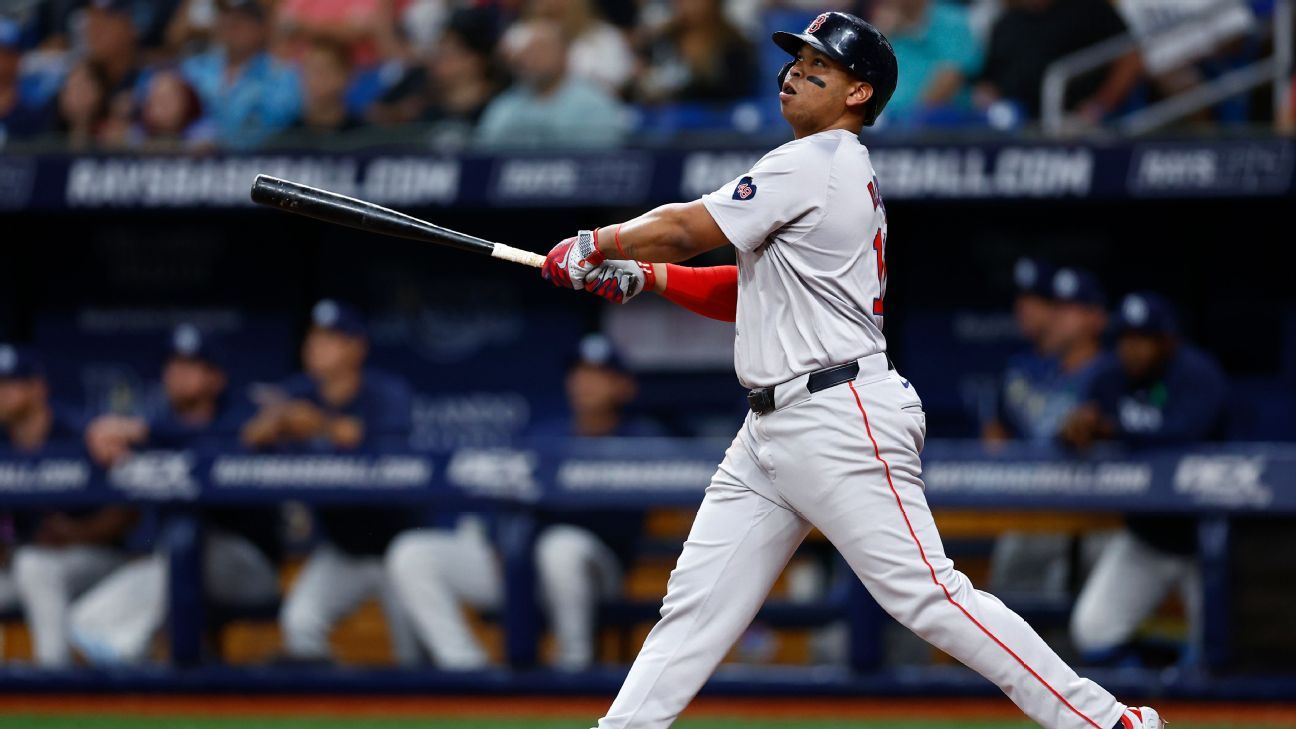 Medias Rojas Confirma Rafael Devres DH, Alex Bregman jugará 3B