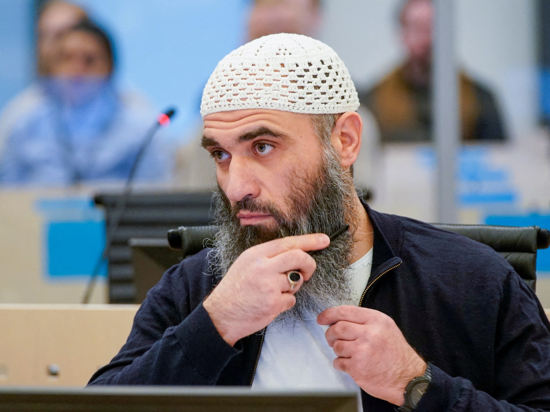 Noruego de origen iraní condenado a 30 años por tiroteos del Orgullo en Oslo |  Noticias LGBTQ