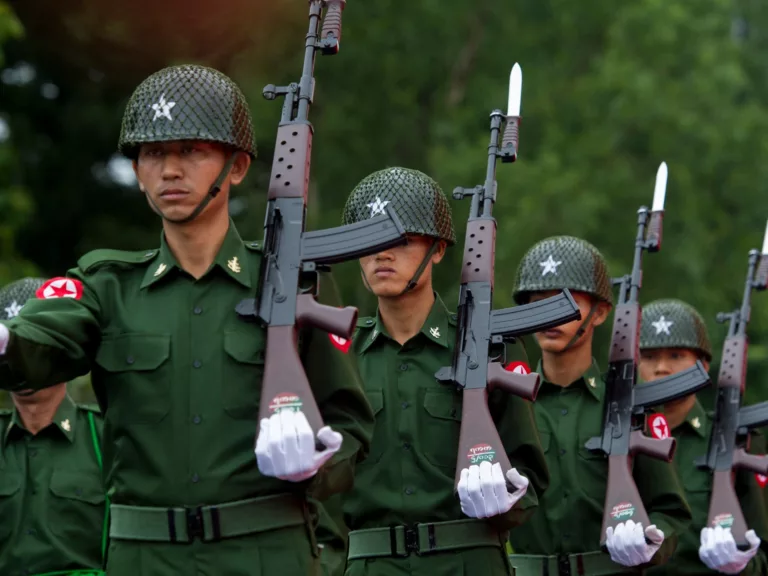 Singapur "aprieta las tuercas" a los generales de Myanmar con medidas enérgicas contra el comercio de armas | Noticias de conflicto