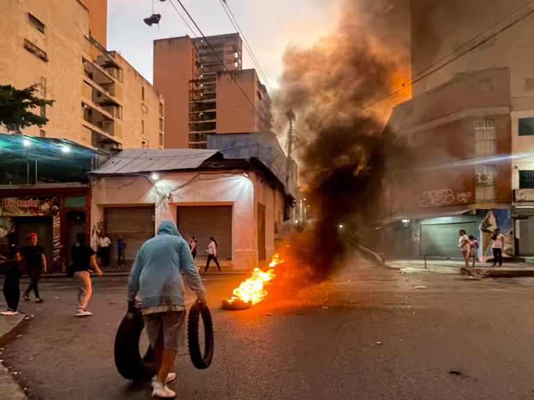 'Tengo miedo, pero voy a seguir': venezolanos atrapados entre la esperanza y el miedo | noticias de protesta