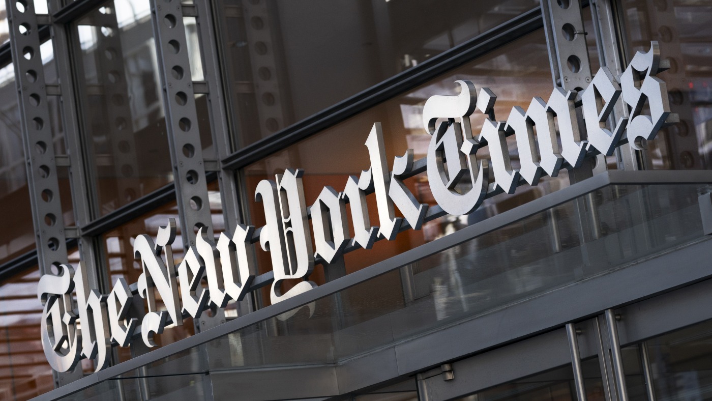'The New York Times' lleva a OpenAI a los tribunales. El futuro de ChatGPT podría estar en juego: NPR