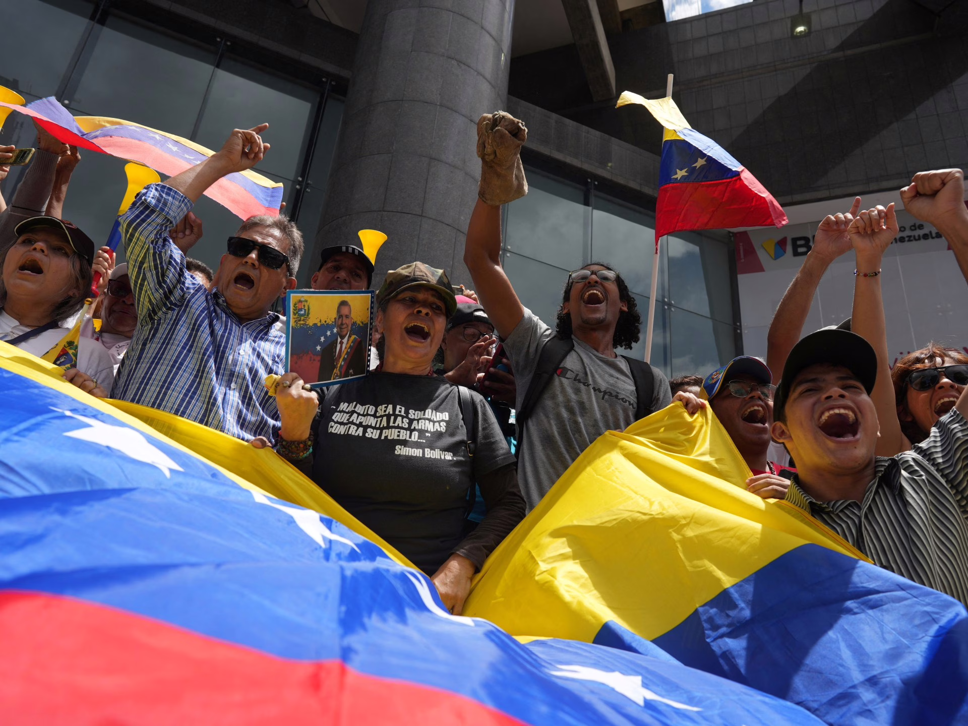 Venezuela libera a más de 100 personas arrestadas tras elecciones disputadas | Nicolás Maduro Noticias