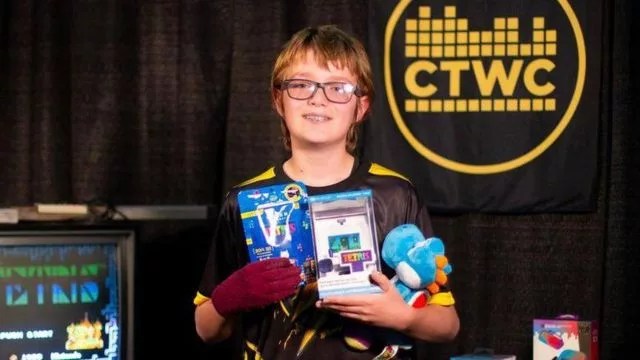un nino de 13 anos considerado el primero en vencer al tetris mundodaily jpg